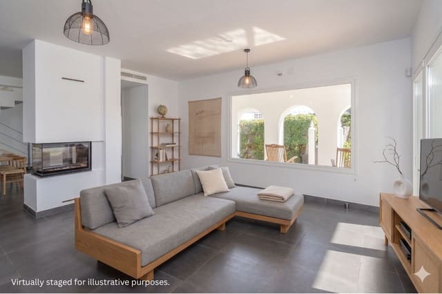 Chalet de 3 habitaciones en El Faro, Mijas en venta con piscina garaje - 995.000 € (Ref: 9823386)