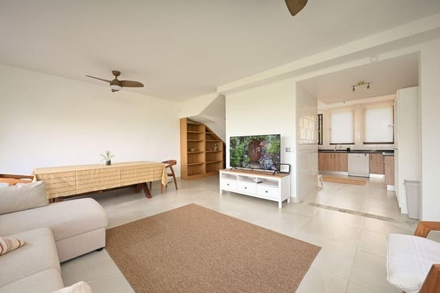 3 quarto Moradia Geminada para venda em Alhaurín el Grande com piscina - 419 000 € (Ref: 9823391)