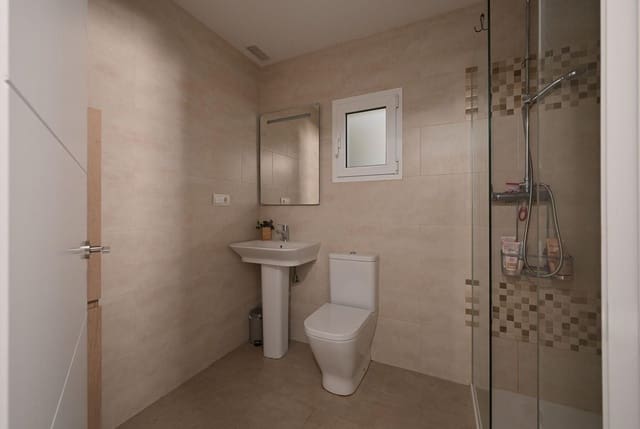 3 quarto Moradia Geminada para venda em Alhaurín el Grande com piscina - 419 000 € (Ref: 9823391)