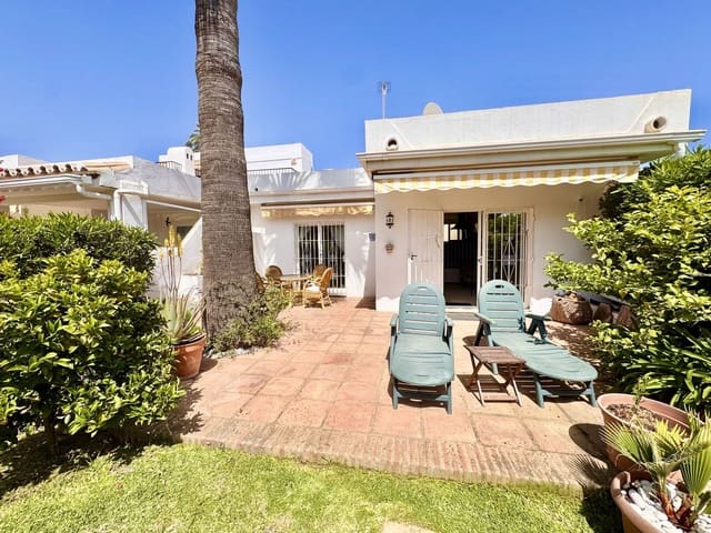 2 makuuhuone Paritalo myytävänä paikassa La Dama de Noche - La Alzambra, Marbella mukana uima-altaan 
autotalli - 775 000 € (Ref: 9823394)