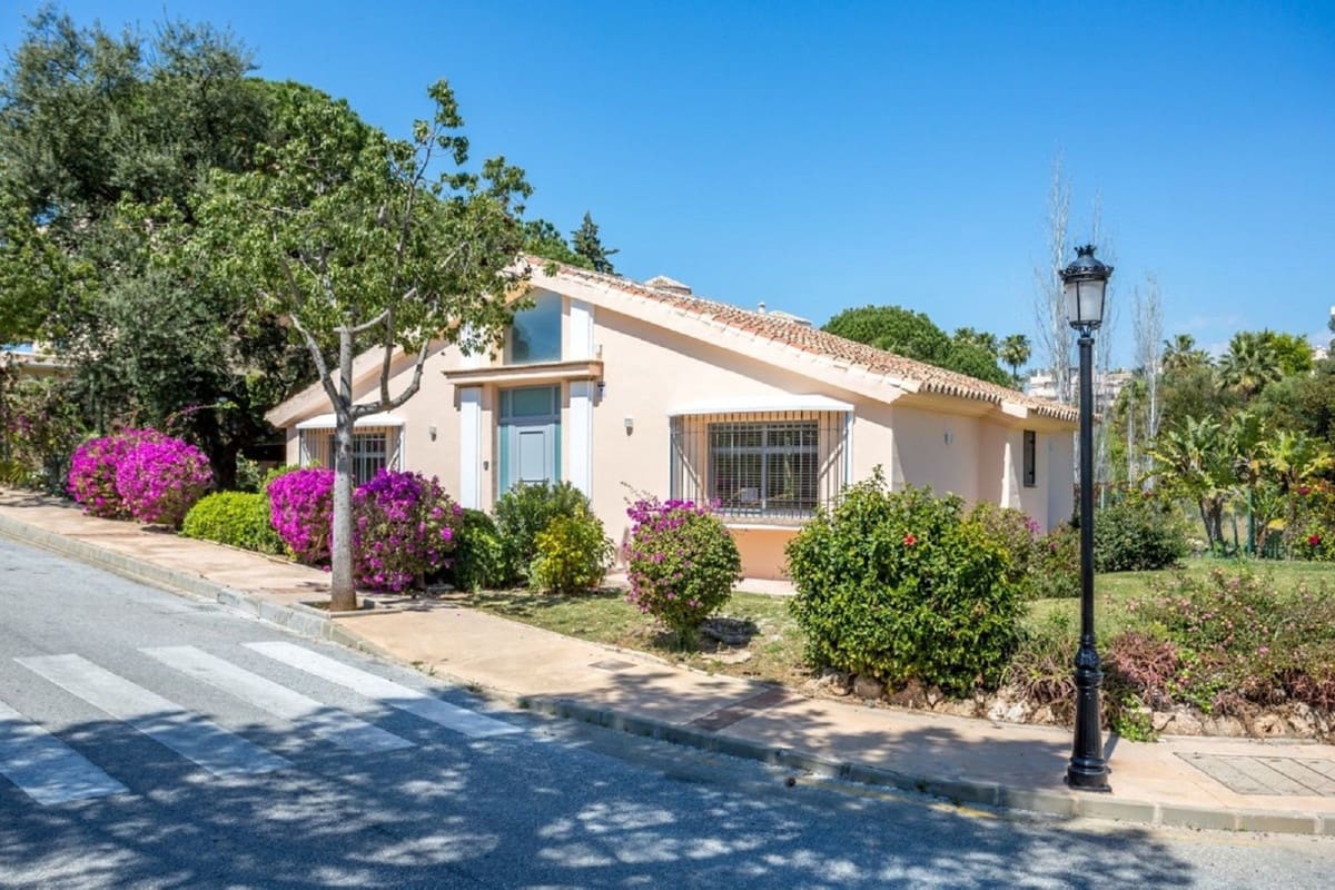 3 camera da letto Villa in vendita in Elviria con piscina - 599.000 € (Rif: 9823398)