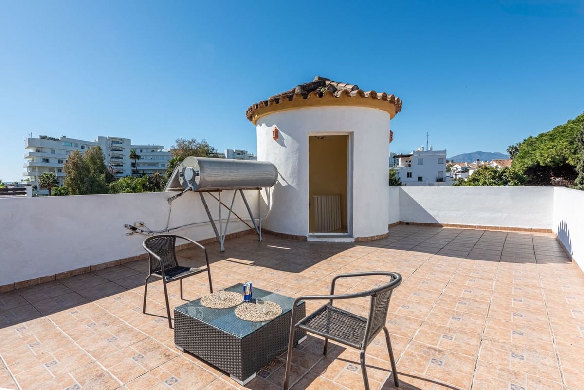 4 camera da letto Villa in vendita in San Pedro de Alcantara con piscina - 1.950.000 € (Rif: 9823400)
