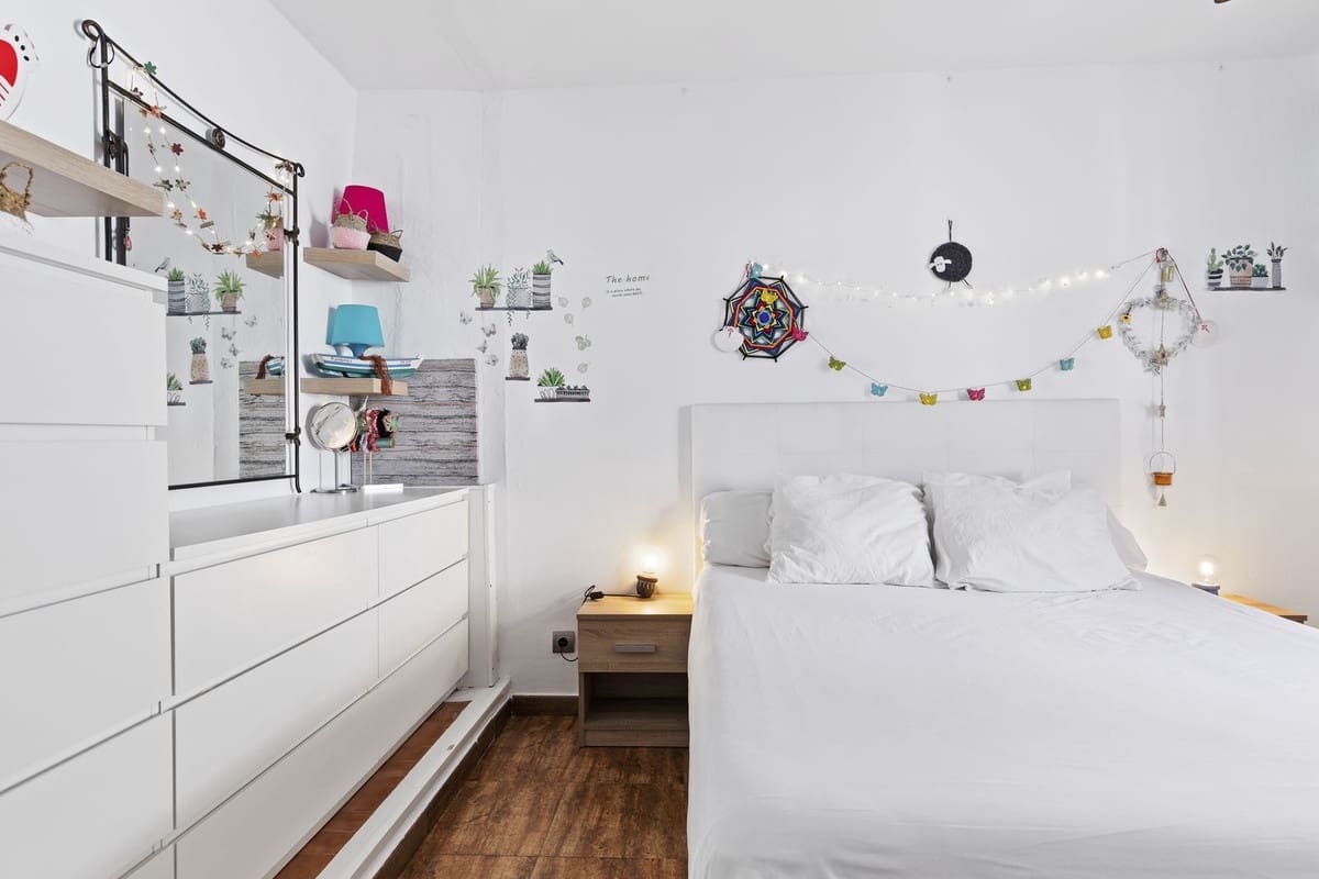 4 sypialnia Willa na sprzedaż w Fuengirola - 555 000 € (Ref: 9823403)