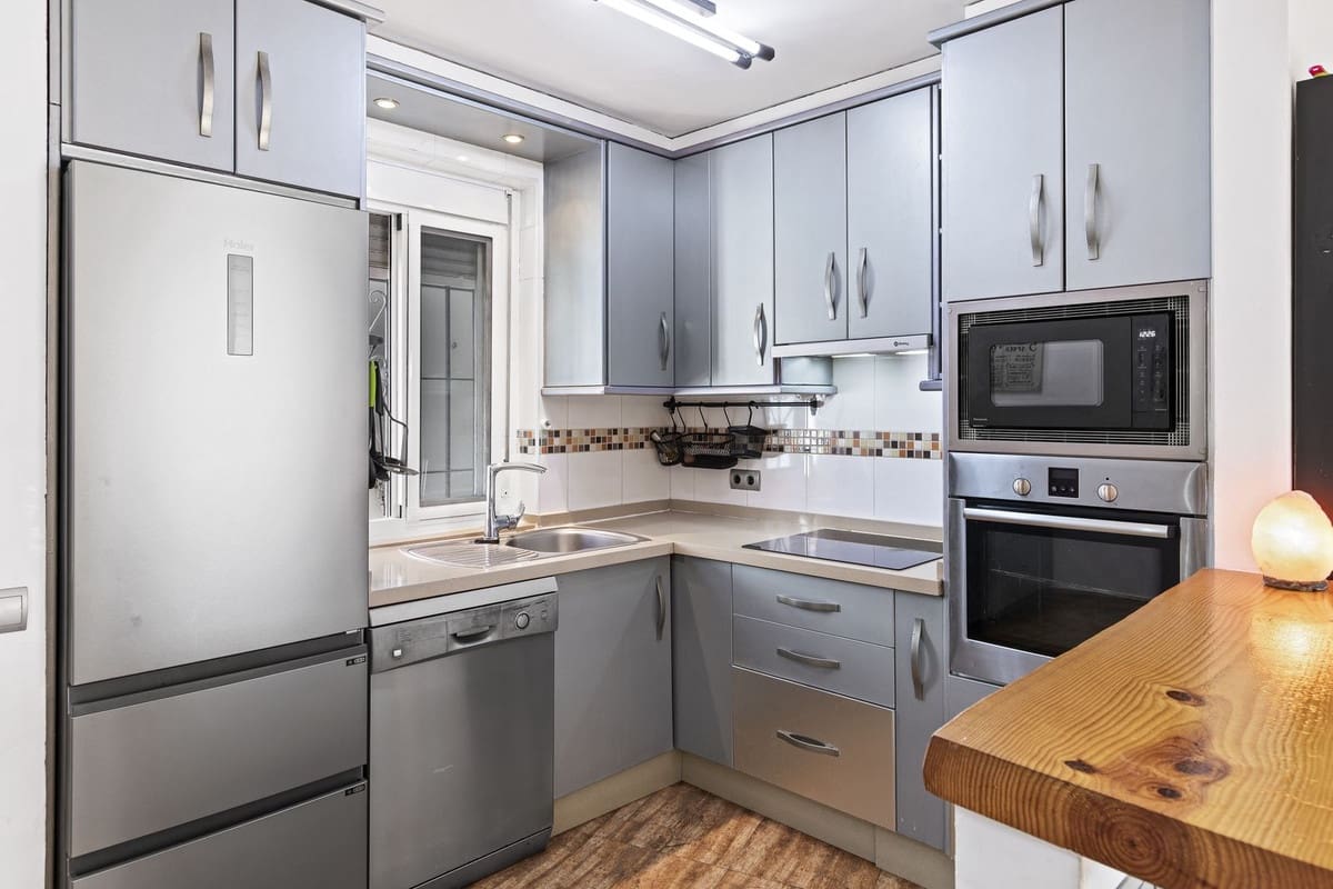 4 sypialnia Willa na sprzedaż w Fuengirola - 555 000 € (Ref: 9823403)