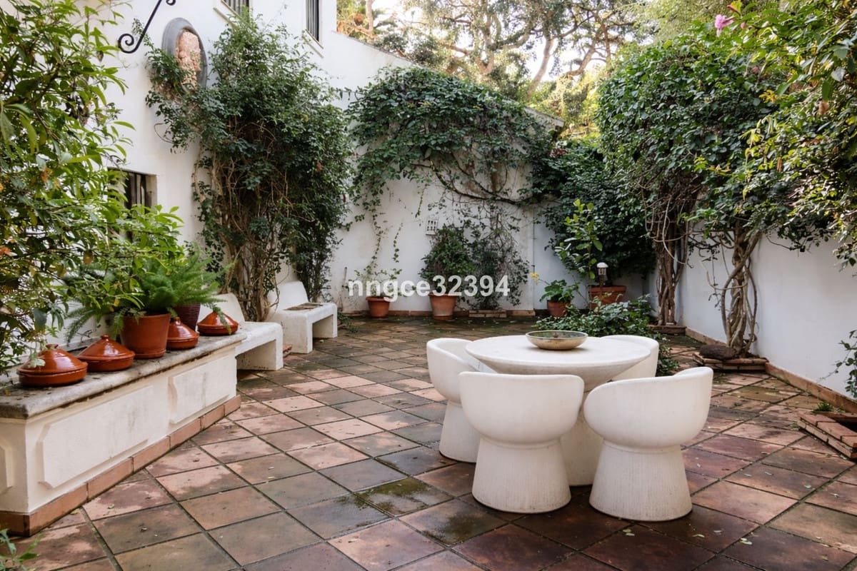 5 chambre Villa/Maison à vendre à Sotogrande avec piscine garage - 1 590 000 € (Ref: 9823404)