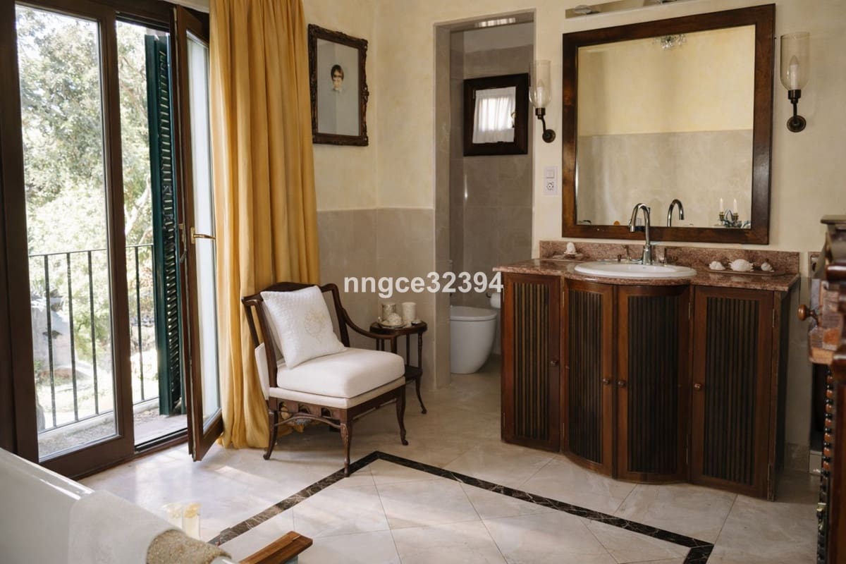 5 chambre Villa/Maison à vendre à Sotogrande avec piscine garage - 1 590 000 € (Ref: 9823404)