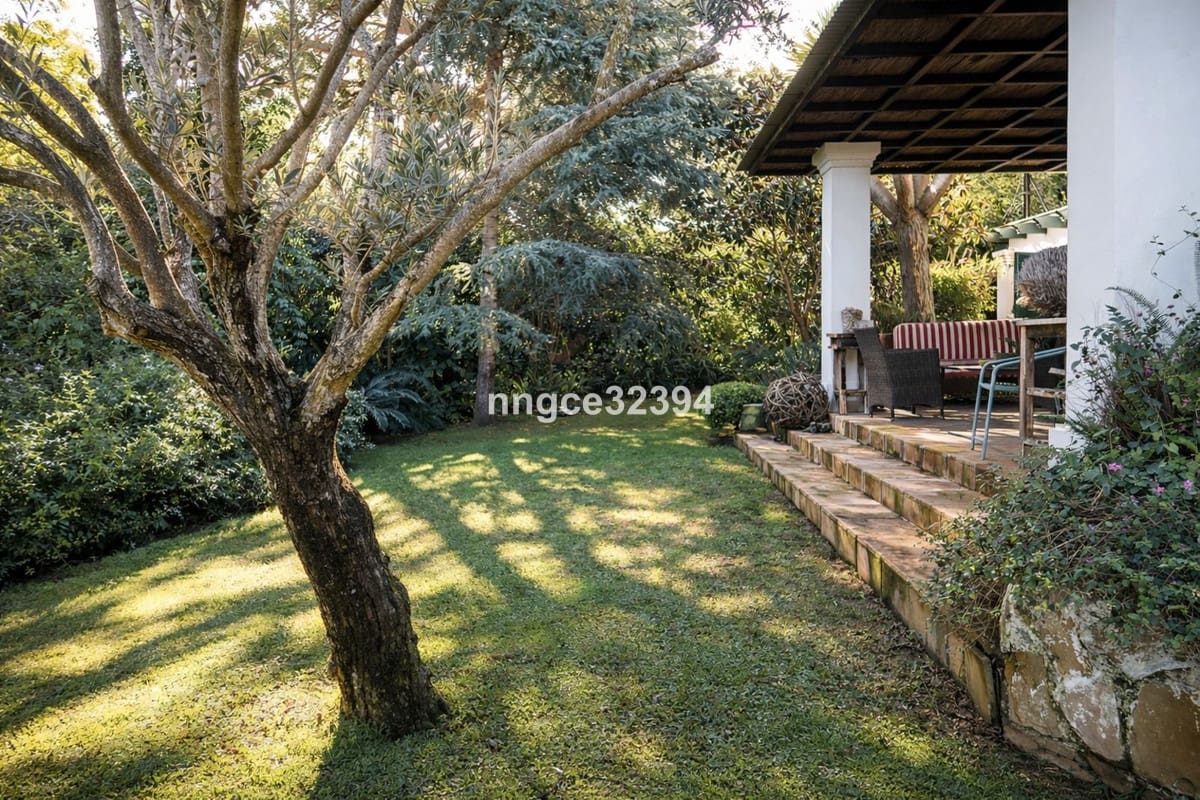 5 chambre Villa/Maison à vendre à Sotogrande avec piscine garage - 1 590 000 € (Ref: 9823404)