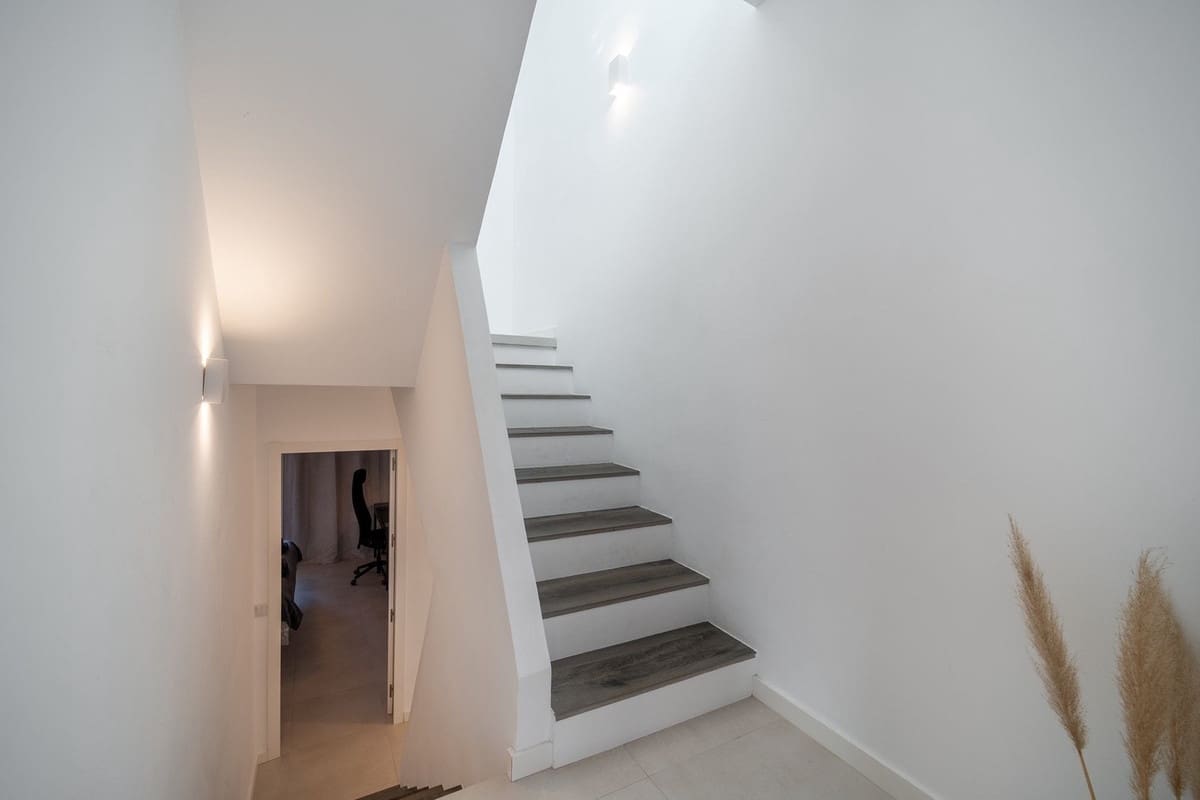 4 camera da letto Villetta Bifamiliare in vendita in Nueva Andalucia con piscina garage - 1.495.000 € (Rif: 9823405)