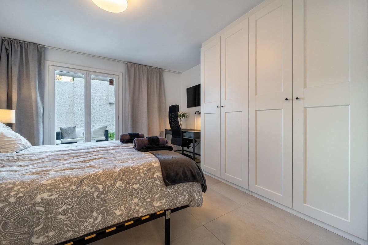 4 camera da letto Villetta Bifamiliare in vendita in Nueva Andalucia con piscina garage - 1.495.000 € (Rif: 9823405)
