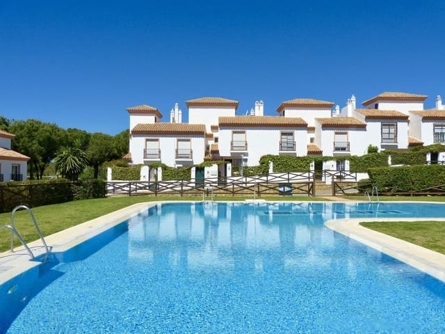 3 Zimmer Haus zu verkaufen in Cabopino, Marbella mit Pool - 569.000 € (Ref: 9823409)