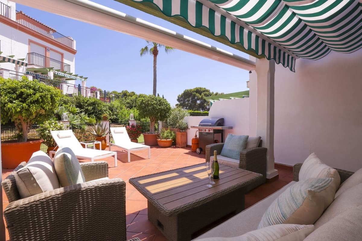 3 camera da letto Casa in vendita in Cabopino con piscina - 569.000 € (Rif: 9823409)