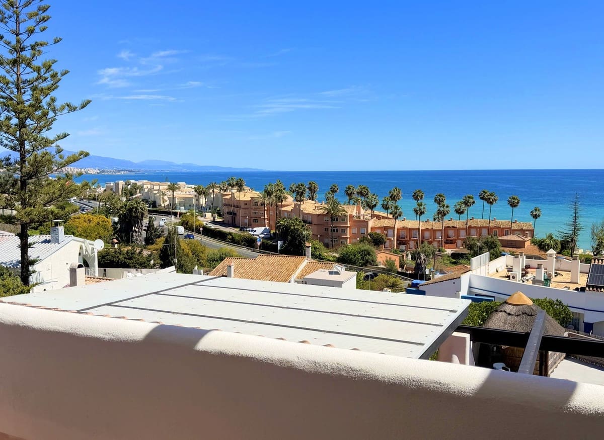 5 Zimmer Villa zu verkaufen in Buenas Noches mit Pool Garage - 1.500.000 € (Ref: 9823411)