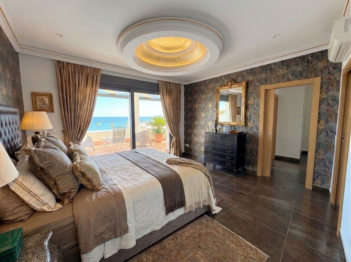 5 Zimmer Villa zu verkaufen in Buenas Noches mit Pool Garage - 1.500.000 € (Ref: 9823411)
