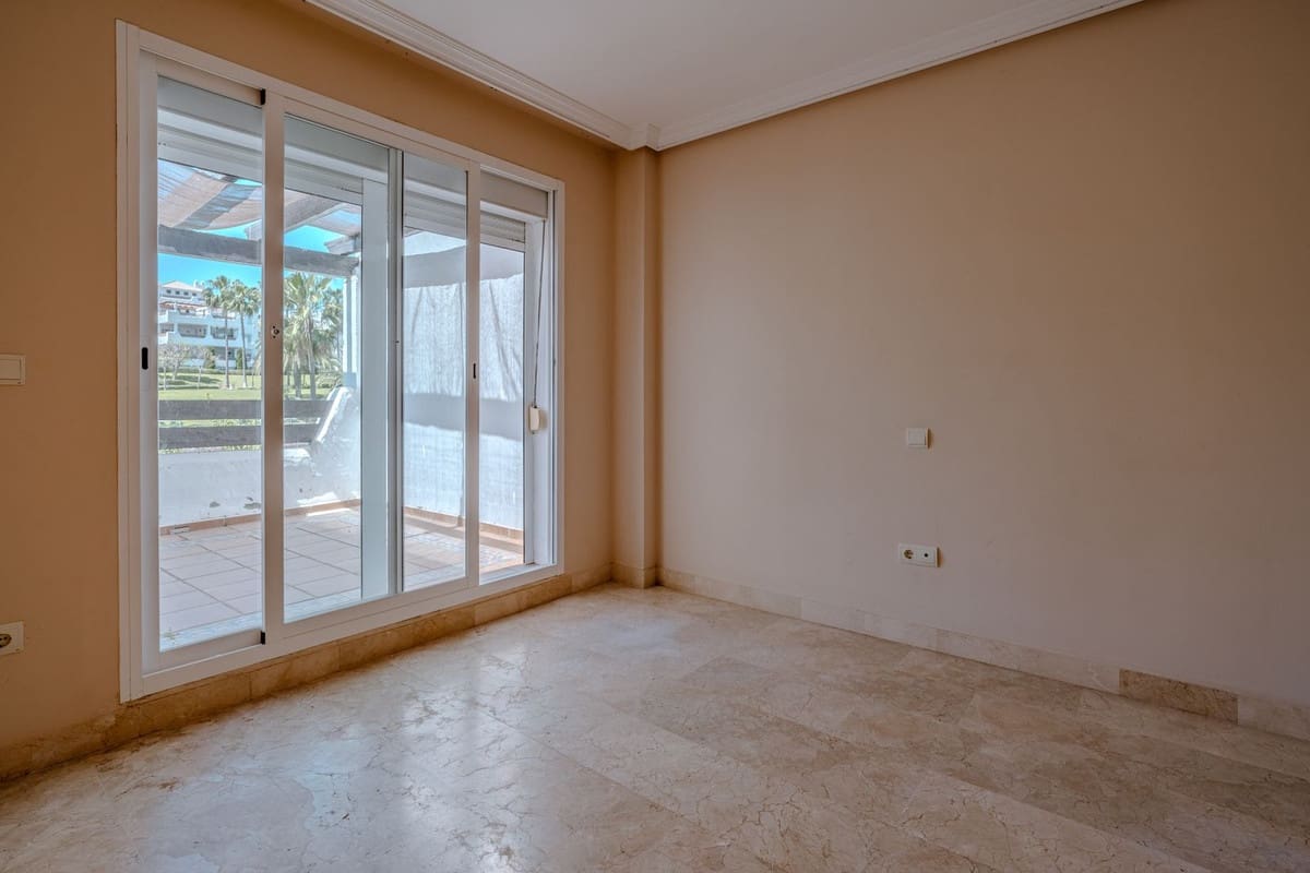 3 bedroom Semi-detached Villa for sale in New Golden Mile with pool garage - € 550,000 (Ref: 9823413)