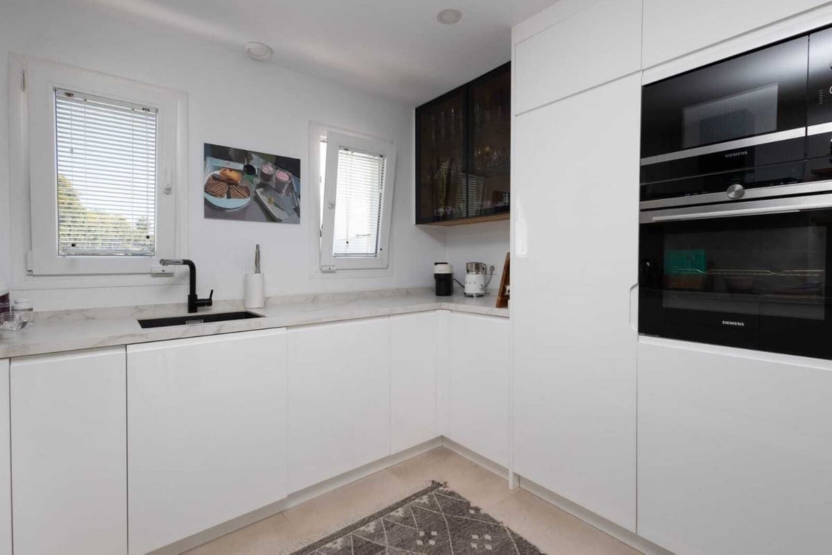 4 slaapkamer Halfvrijstaande villa te koop in Calahonda met zwembad garage - € 775.000 (Ref: 9823417)
