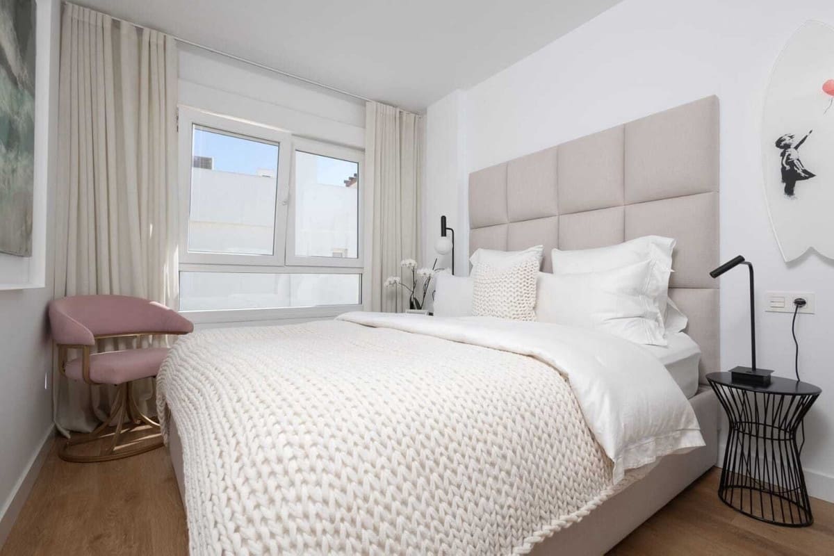 4 slaapkamer Halfvrijstaande villa te koop in Calahonda met zwembad garage - € 775.000 (Ref: 9823417)
