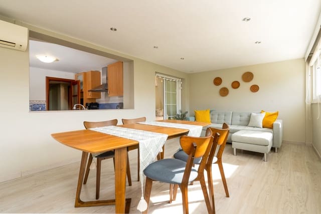 4 makuuhuone Omakotitalo myytävänä paikassa Calahonda, Mijas mukana uima-altaan - 689 000 € (Ref: 9823419)