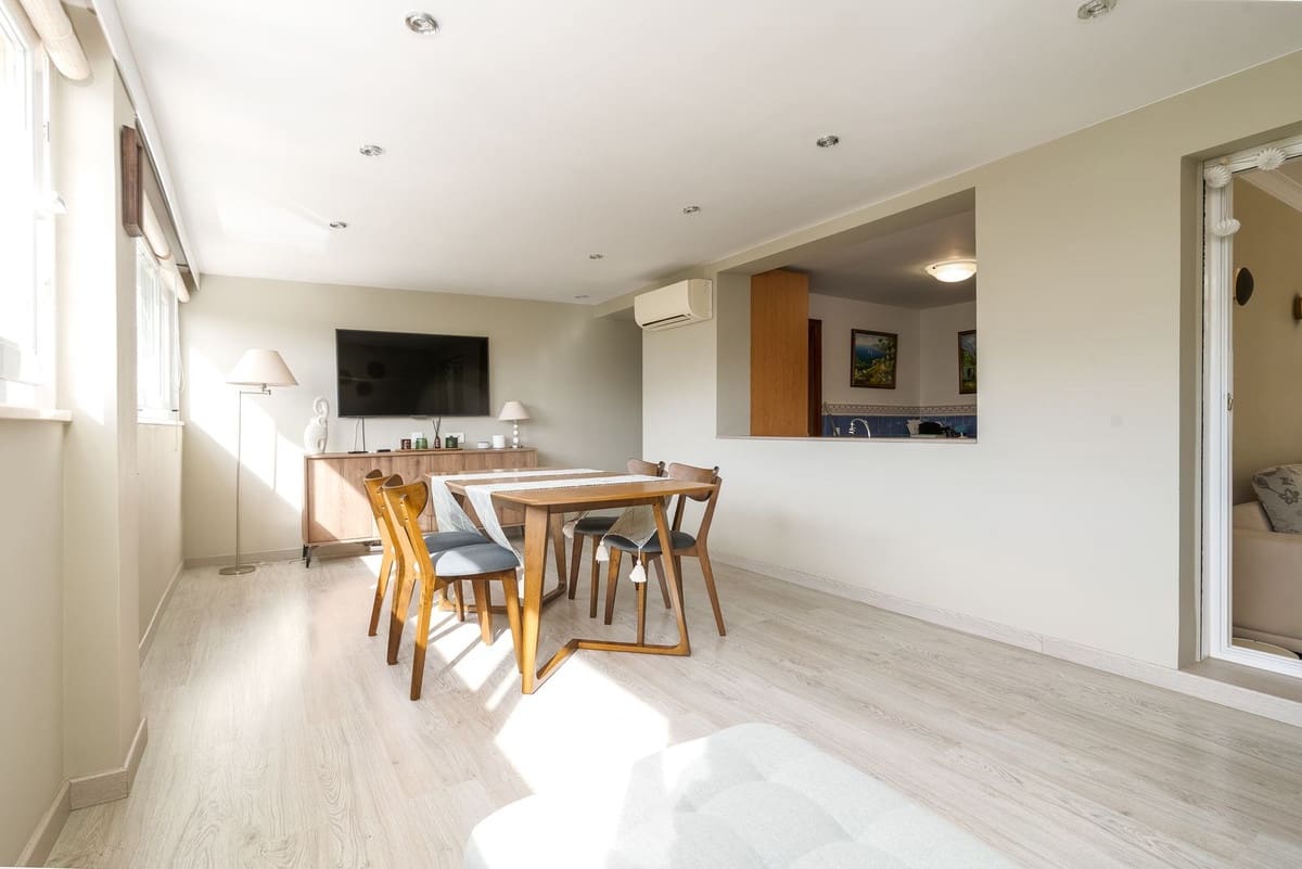 4 makuuhuone Omakotitalo myytävänä paikassa Calahonda mukana uima-altaan - 689 000 € (Ref: 9823419)