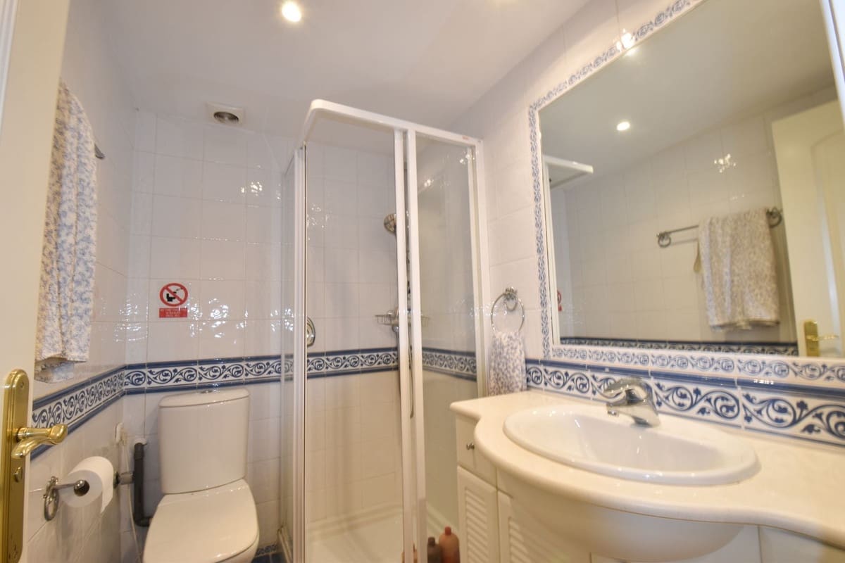 5 bedroom Townhouse for sale in Cabopino with pool - € 943,000 (Ref: 9823420)