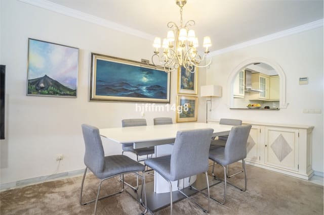 3 chambre Maison de Ville à vendre à La Dama de Noche - La Alzambra, Marbella avec piscine - 995 000 € (Ref: 9823422)
