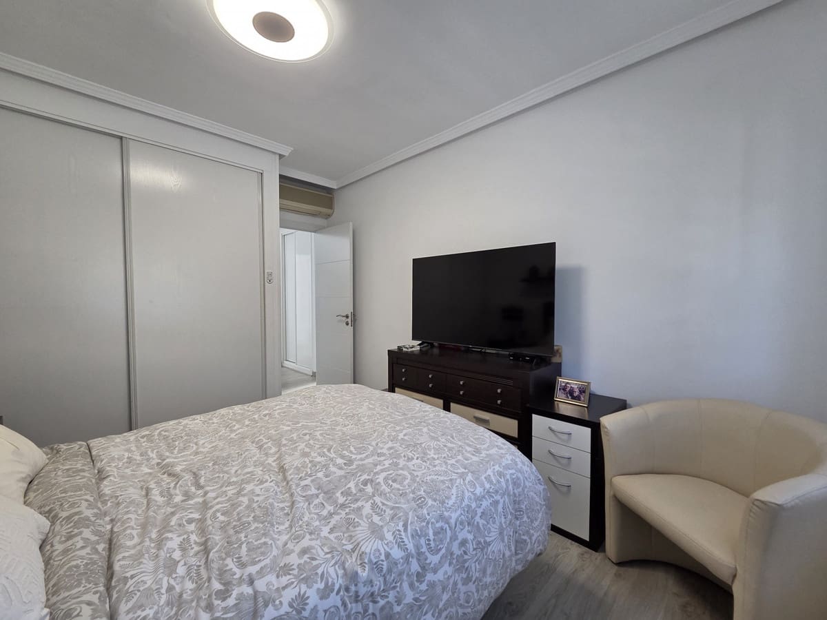 4 camera da letto Casa in vendita in Marbella con piscina - 1.090.000 € (Rif: 9823428)