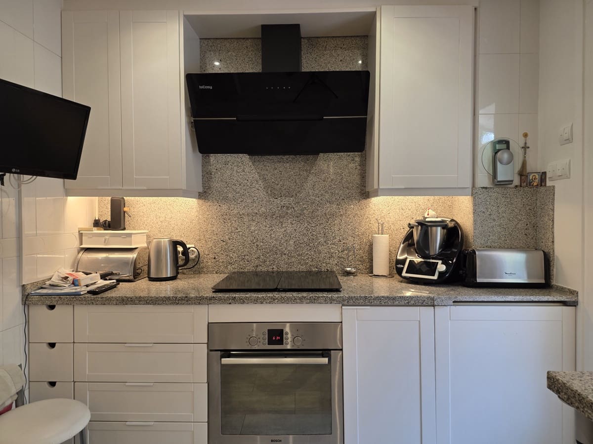 4 camera da letto Casa in vendita in Marbella con piscina - 1.090.000 € (Rif: 9823428)