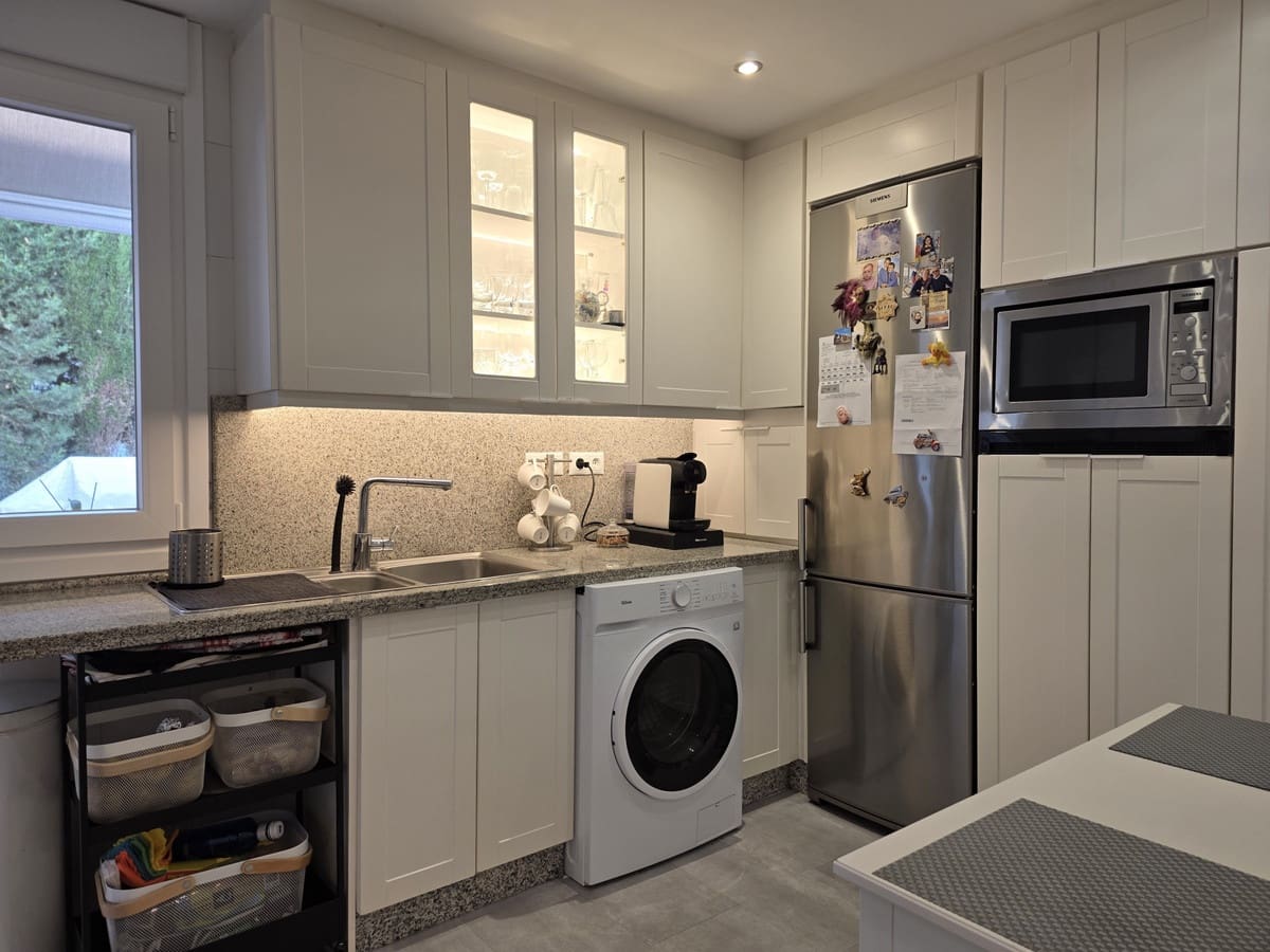 4 camera da letto Casa in vendita in Marbella con piscina - 1.090.000 € (Rif: 9823428)