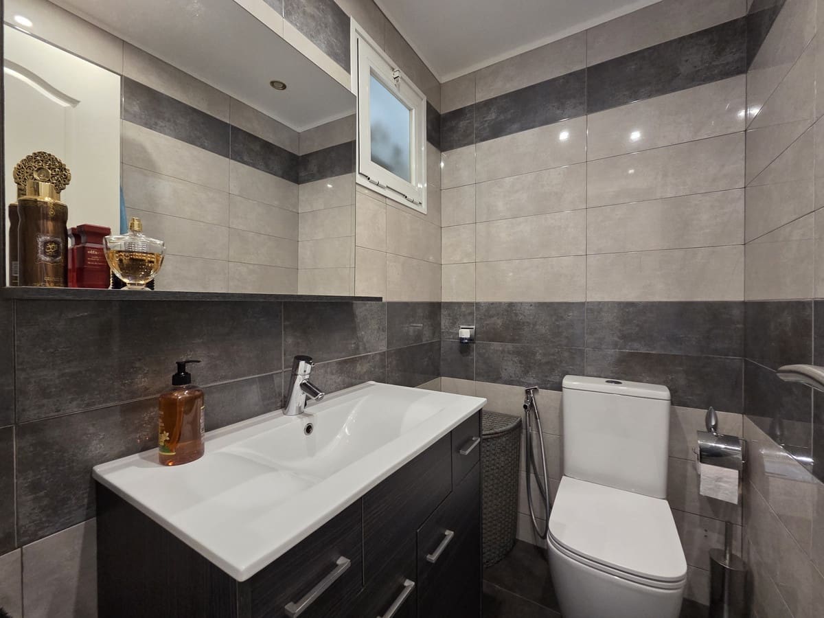 4 camera da letto Casa in vendita in Marbella con piscina - 1.090.000 € (Rif: 9823428)