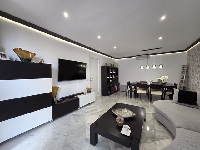 4 makuuhuone Omakotitalo myytävänä paikassa Ricardo Soriano, Marbella mukana uima-altaan - 1 090 000 € (Ref: 9823428)