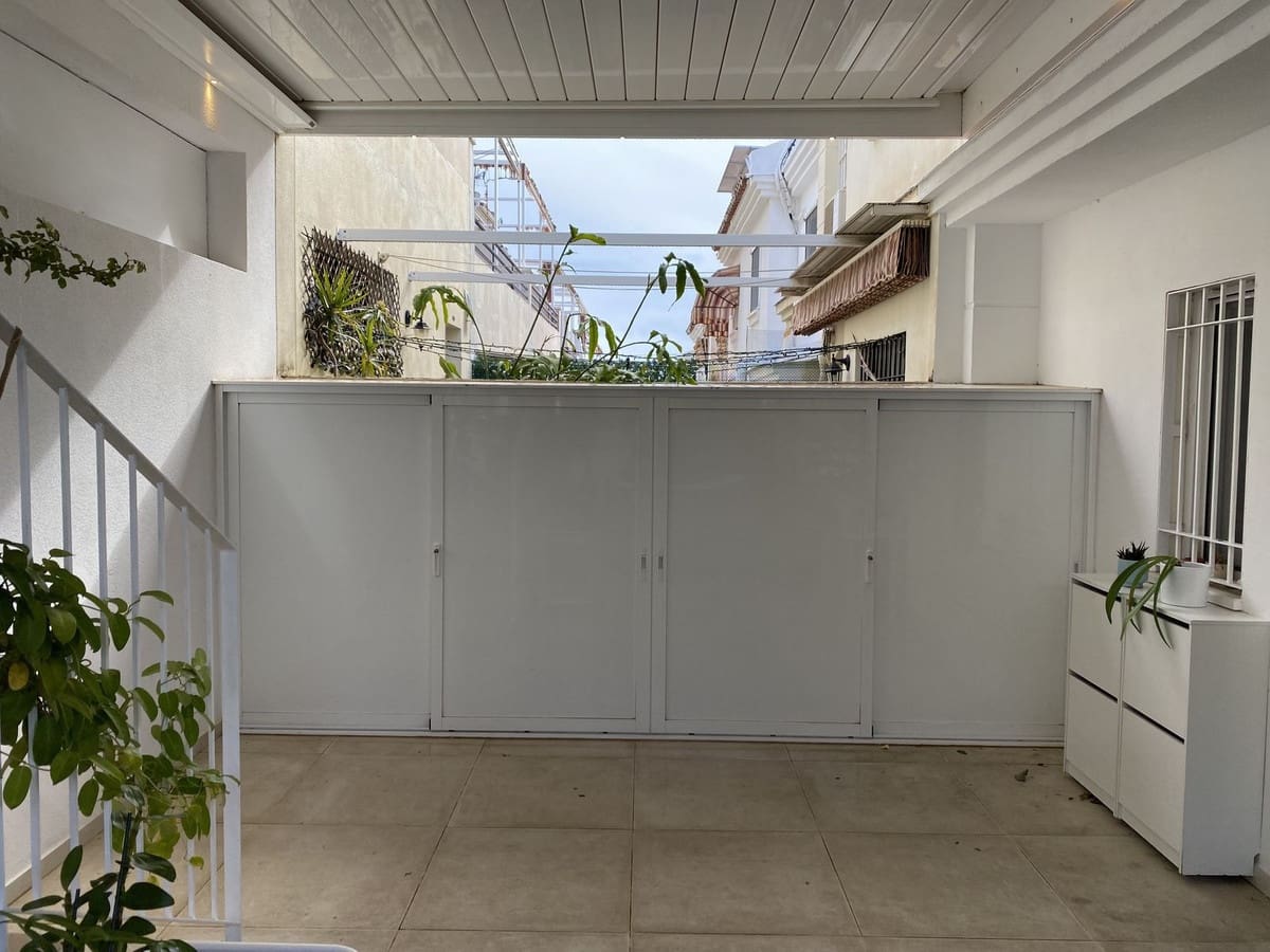 4 soveværelse Byhus til salg i Benalmadena med garage - € 695.000 (Ref: 9823429)