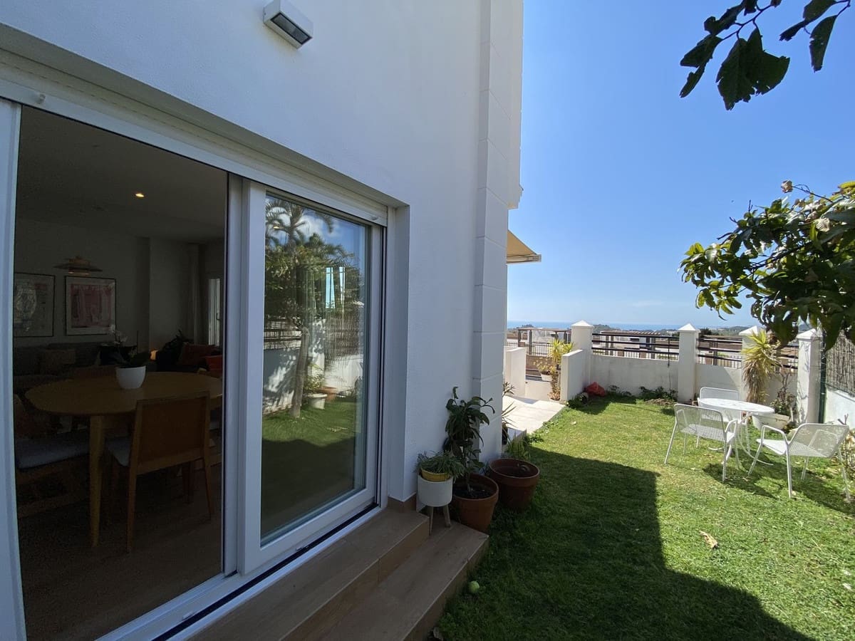 4 soveværelse Byhus til salg i Benalmadena med garage - € 695.000 (Ref: 9823429)