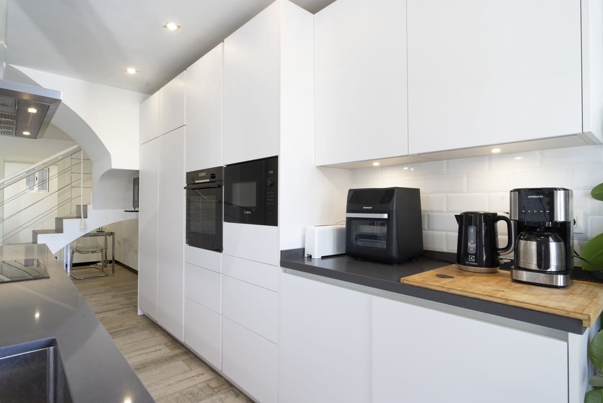 2 Zimmer Haus zu verkaufen in Puerto Banus mit Pool Garage - 650.000 € (Ref: 9823432)