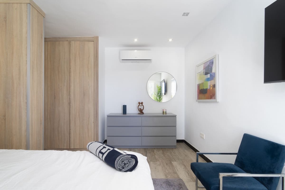 2 Zimmer Haus zu verkaufen in Puerto Banus mit Pool Garage - 650.000 € (Ref: 9823432)