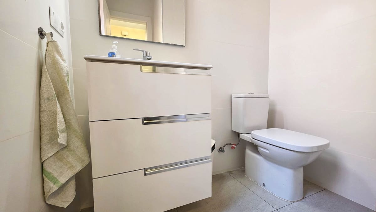 3 soveværelse Byhus til salg i Manilva med swimmingpool - € 549.000 (Ref: 9823435)
