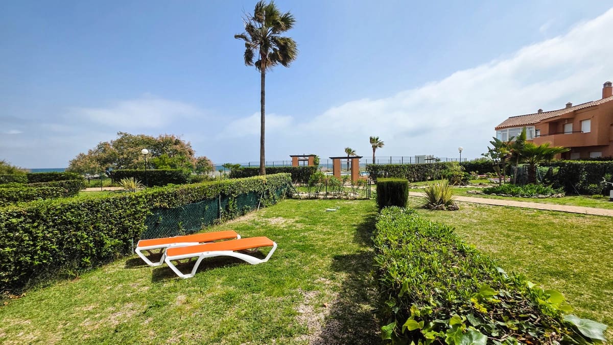 3 soveværelse Byhus til salg i Manilva med swimmingpool - € 549.000 (Ref: 9823435)