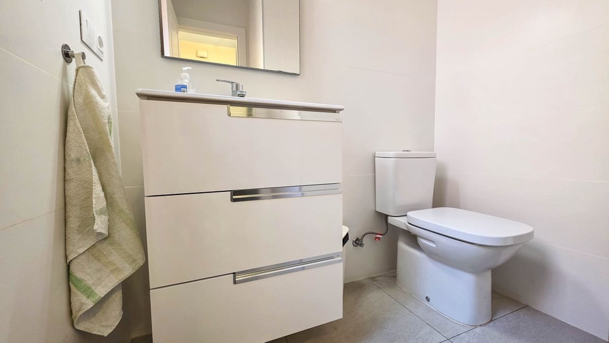 3 bedroom Townhouse for sale in Manilva with pool - € 549,000 (Ref: 9823435)