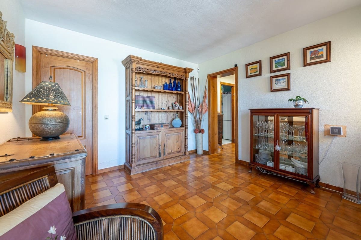 3 soveværelse Villa til salg i Benalmadena med swimmingpool - € 689.978 (Ref: 9823437)