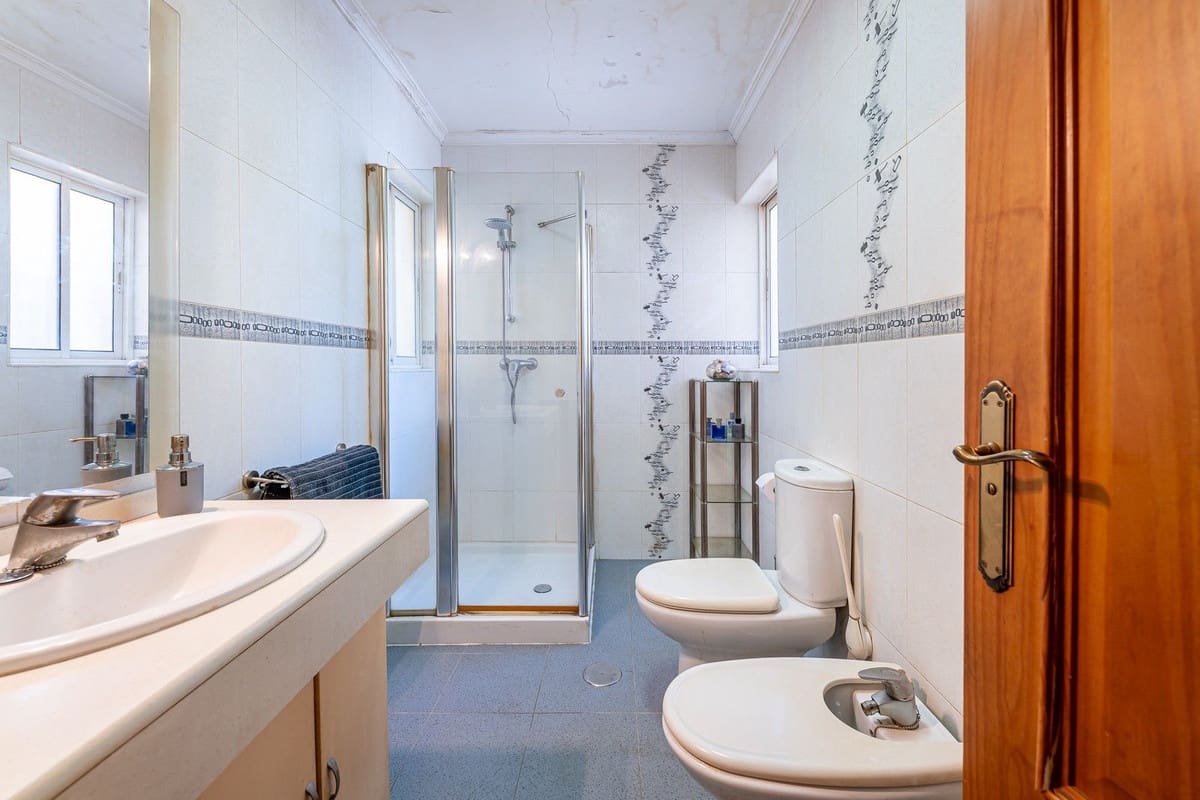 3 soveværelse Villa til salg i Benalmadena med swimmingpool - € 689.978 (Ref: 9823437)