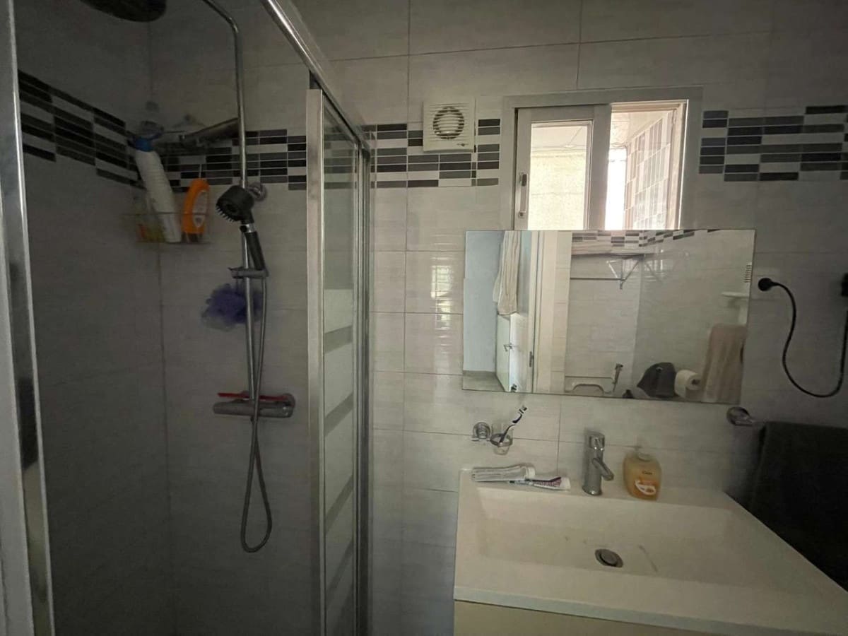 5 bedroom Villa for sale in Alhaurin el Grande with garage - € 590,000 (Ref: 9823438)