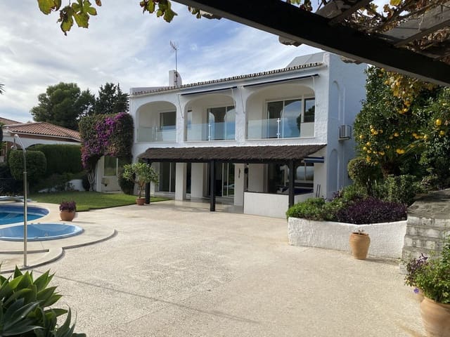 4 chambre Villa/Maison à vendre à Mijas pueblo, Mijas avec piscine - 985 000 € (Ref: 9823440)