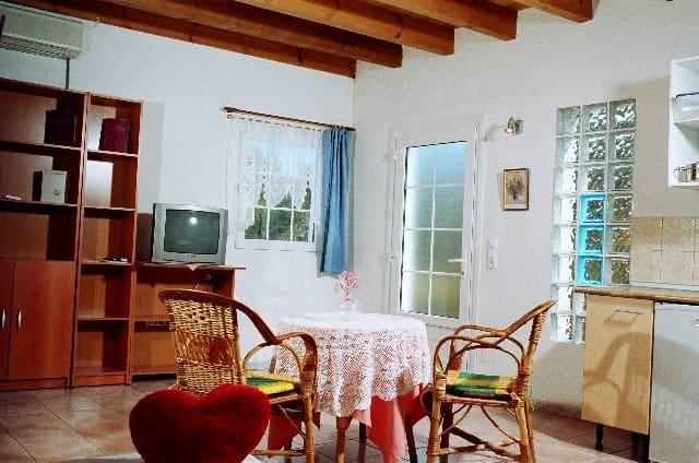 Chalet de 3 habitaciones en Estepona en venta con garaje - 660.000 € (Ref: 9823443)