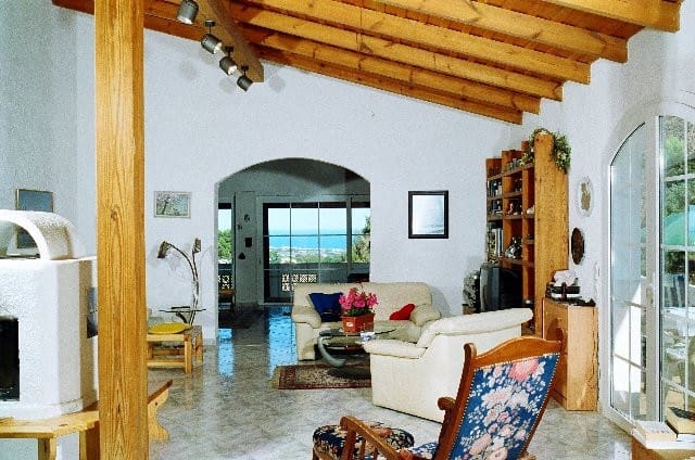 Chalet de 3 habitaciones en Estepona en venta con garaje - 660.000 € (Ref: 9823443)