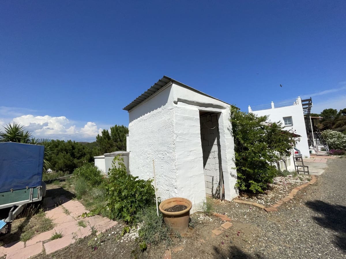 Chalet de 3 habitaciones en Estepona en venta con garaje - 660.000 € (Ref: 9823443)