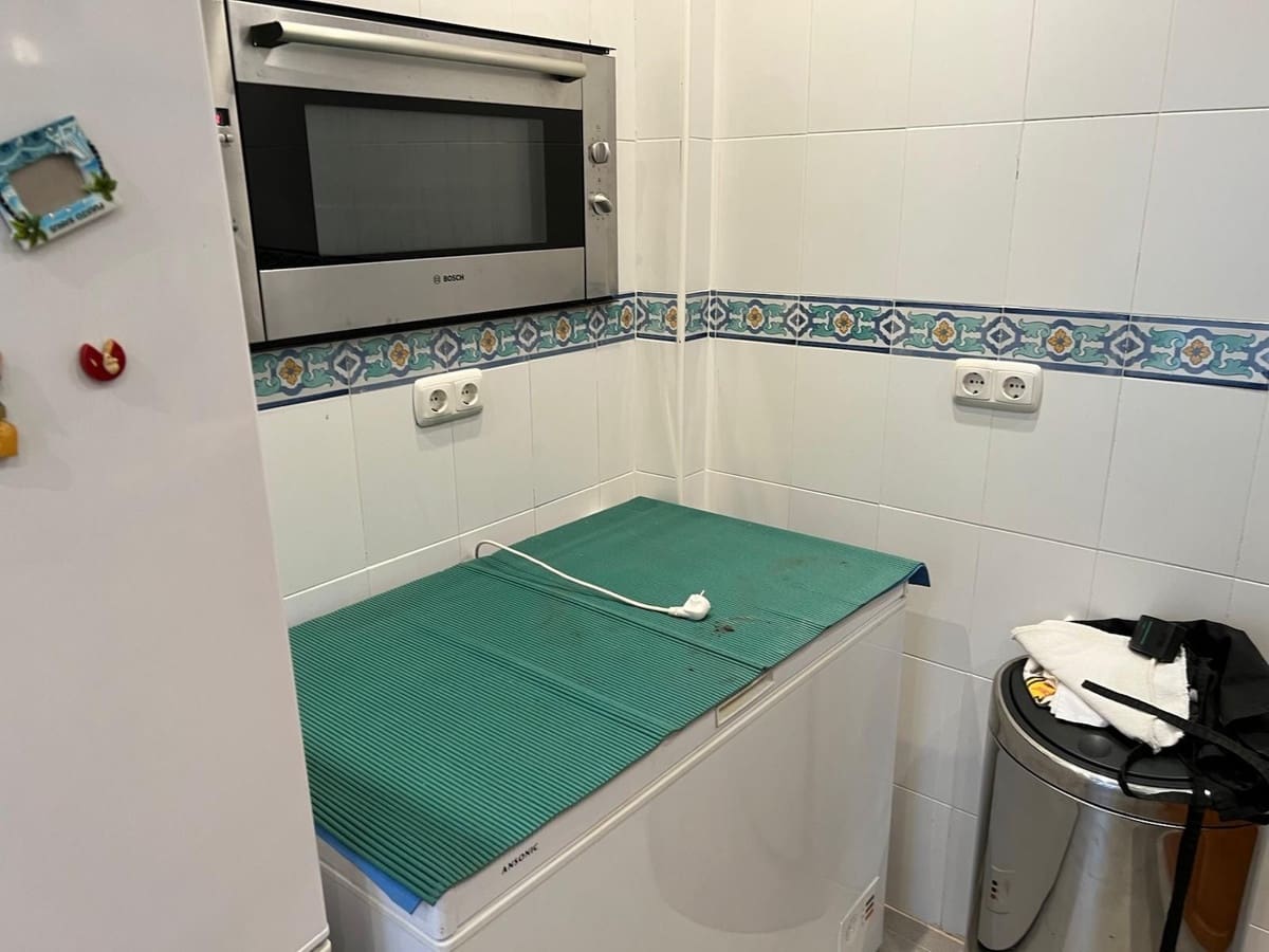 4 bedroom Villa for sale in Nueva Andalucia with pool garage - € 835,000 (Ref: 9823444)