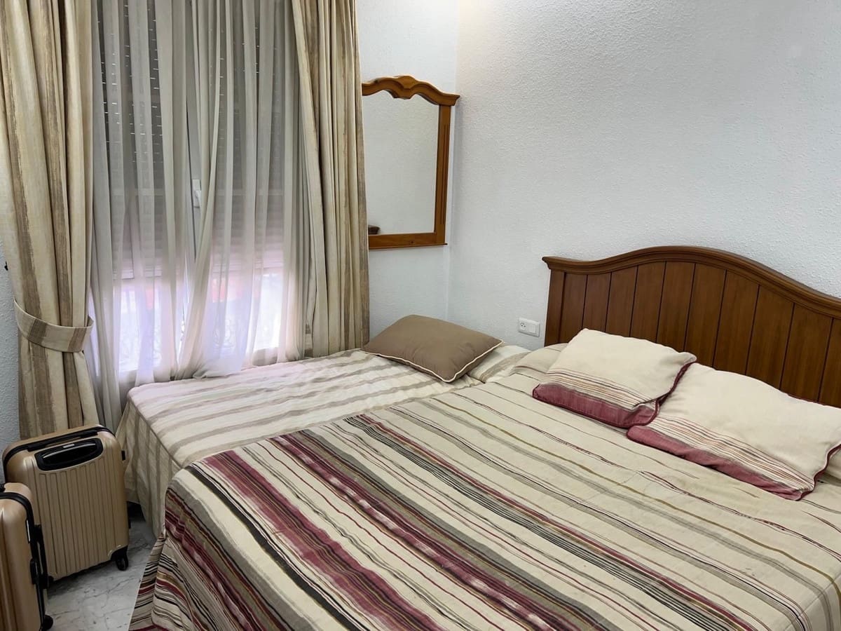 4 bedroom Villa for sale in Nueva Andalucia with pool garage - € 835,000 (Ref: 9823444)