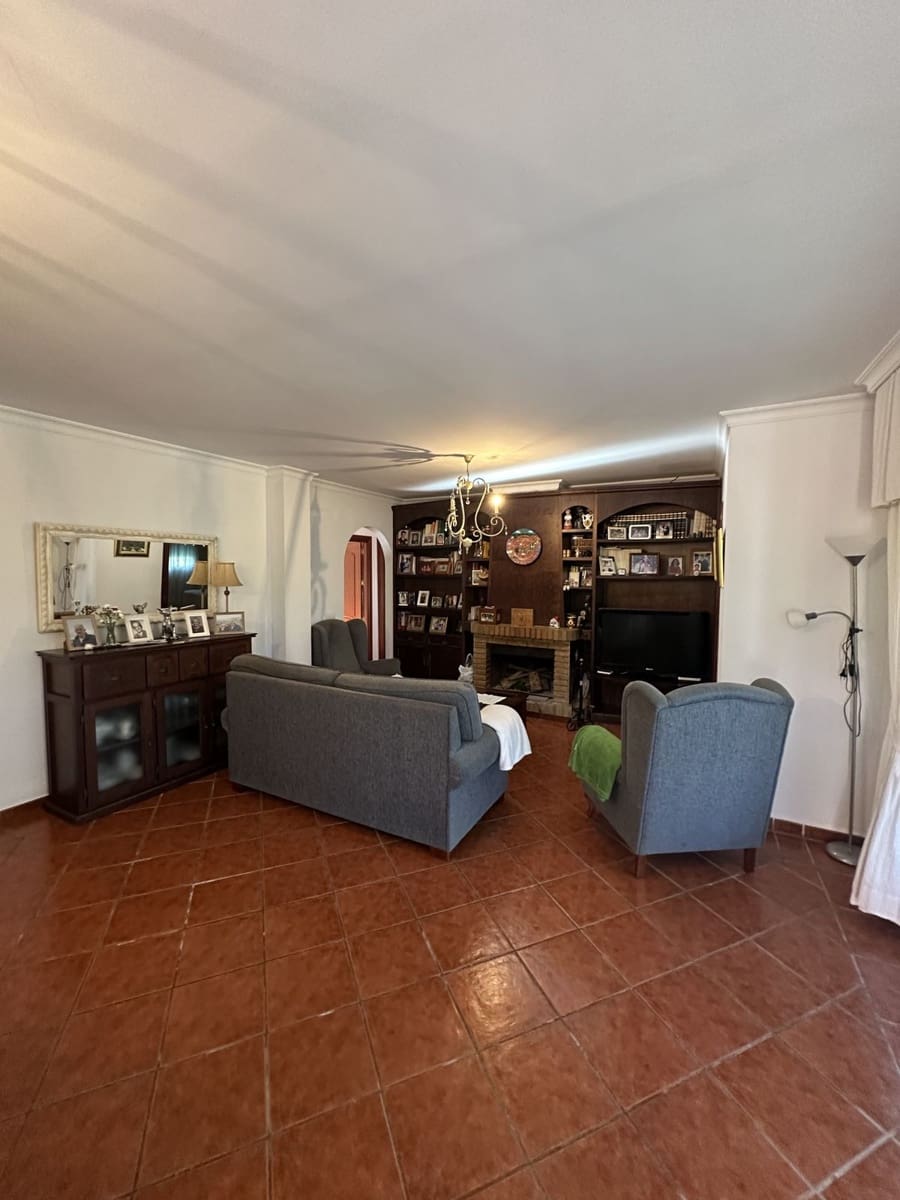 3 quarto Moradia para venda em San Pedro de Alcantara com piscina - 630 000 € (Ref: 9823446)
