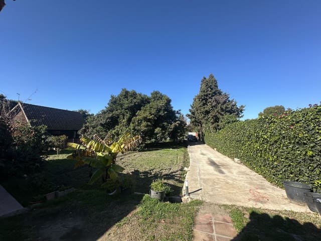 3 quarto Moradia para venda em San Pedro de Alcántara Pueblo, Marbella com piscina - 630 000 € (Ref: 9823446)