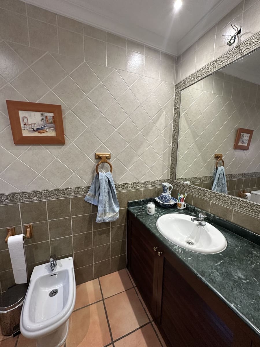 3 quarto Moradia para venda em San Pedro de Alcantara com piscina - 630 000 € (Ref: 9823446)