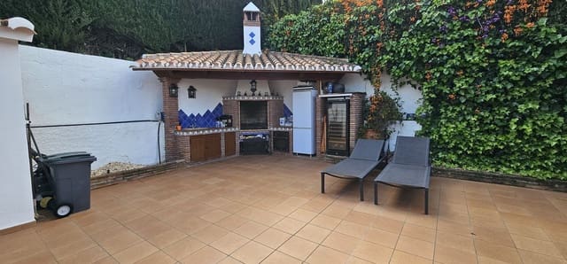 3 soverom Villa til salgs i Alhaurín de la Torre med svømmebasseng - € 825 000 (Ref: 9823449)