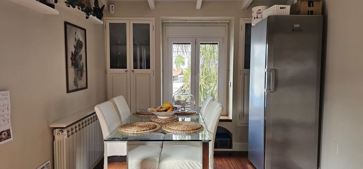 3 bedroom Villa for sale in Alhaurin de la Torre with pool - € 825,000 (Ref: 9823449)